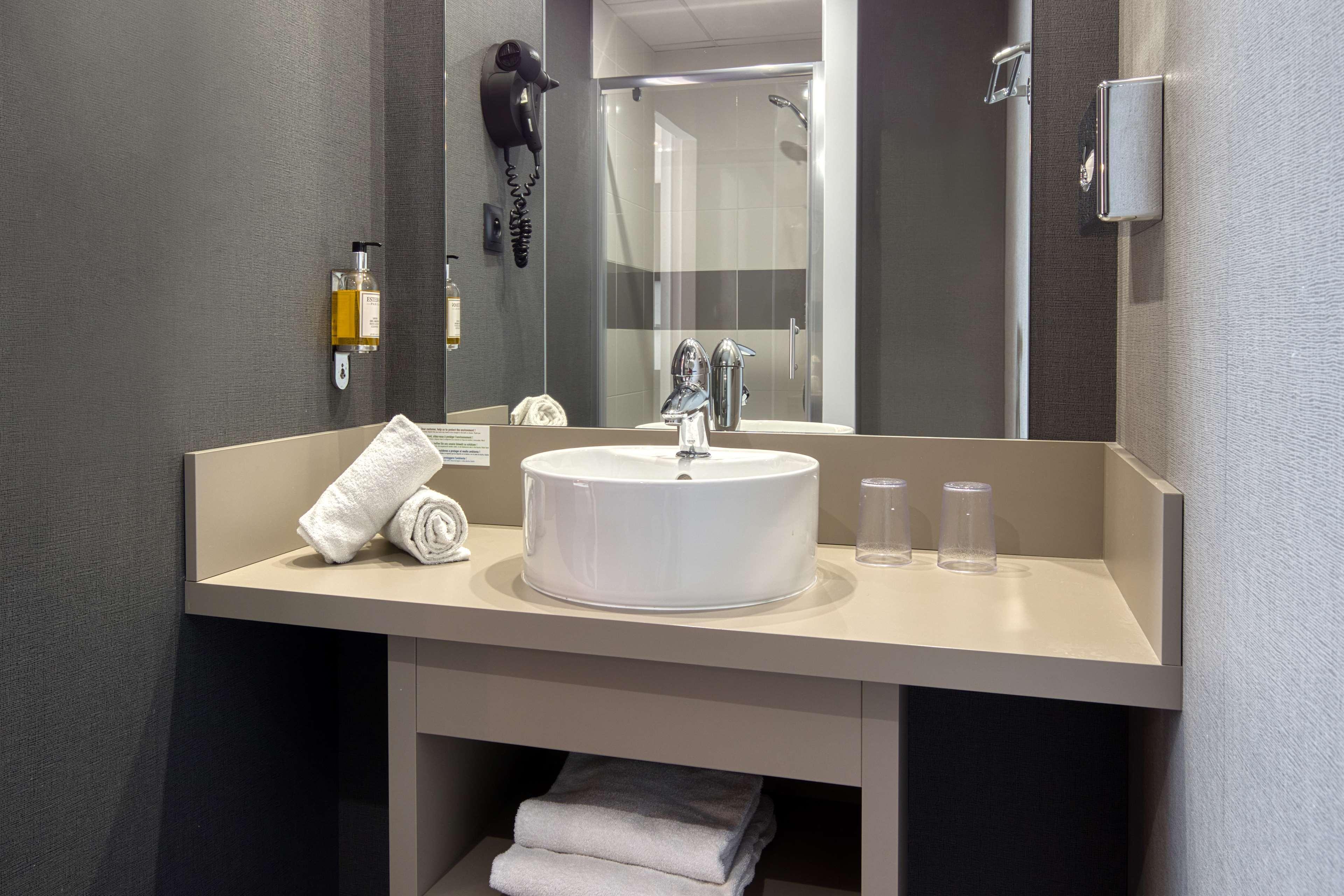 Best Western Hotel Atlantys Zenith Nantes Saint-Herblain Exteriör bild
